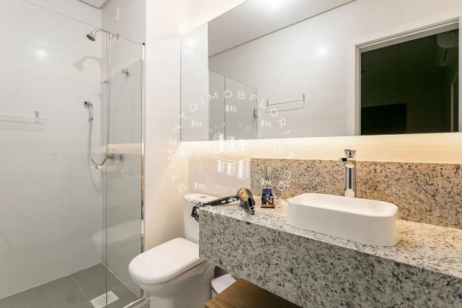 Imagem Apartamento com 1 Quarto à Venda, 53 m² em Cachoeira Do Bom Jesus - Florianópolis