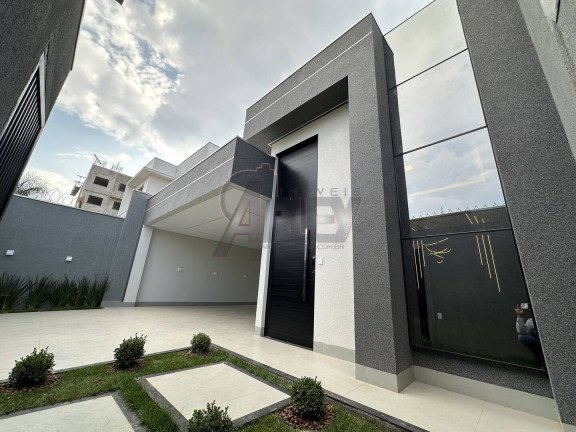 Casa com 3 Quartos à Venda, 300 m² em Morada Do Sol - Montes Claros