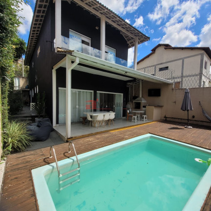 Sobrado com 3 Quartos à Venda, 180 m² em Adalgisa - Osasco