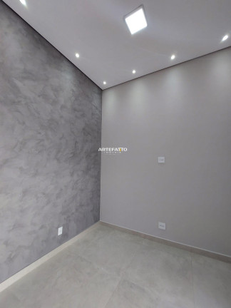 Casa com 2 Quartos à Venda, 102 m²