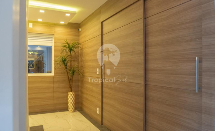Imagem Apartamento com 2 Quartos à Venda, 135 m² em Caiobá - Matinhos