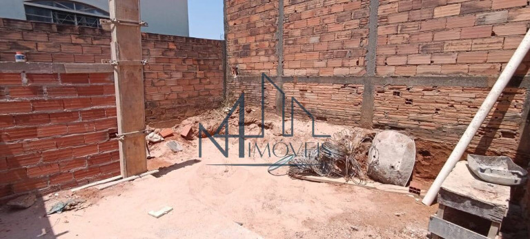 Imagem Casa com 3 Quartos à Venda, 180 m² em Independência - 3º Complemento - Aparecida De Goiânia