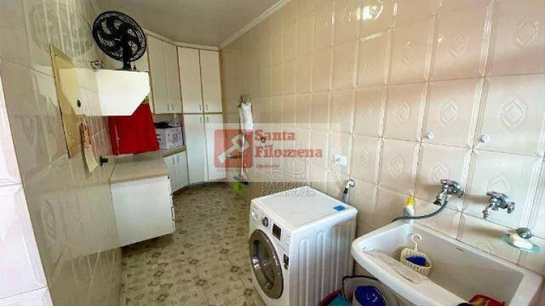 Imagem Sobrado com 3 Quartos à Venda, 316 m² em Parque Das Nações - Santo André