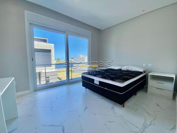 Casa com 4 Quartos à Venda, 230 m² em Condominio Blue Xangri-la - Xangri-lá