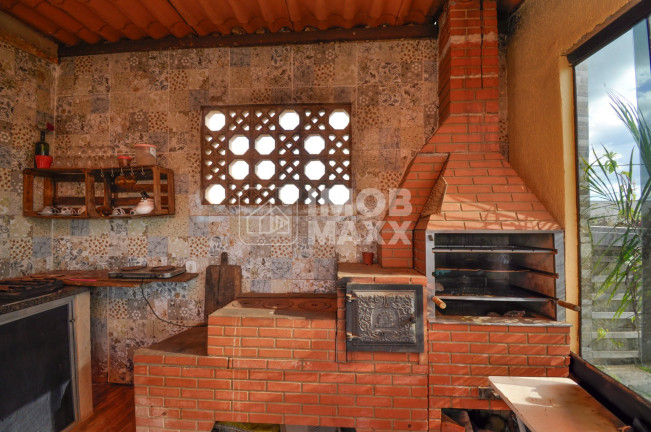 Imagem Casa com 3 Quartos à Venda, 180 m² em Ceilândia - Ceilândia