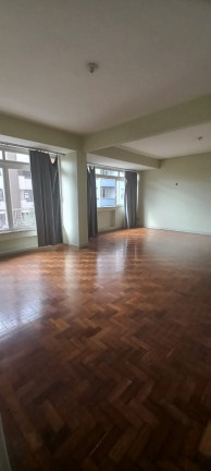 Imagem Apartamento com 3 Quartos à Venda, 135 m² em Independência - Porto Alegre Imagem Apartamento com 3 Quartos à Venda, 135 m² em Independência - Porto Alegre