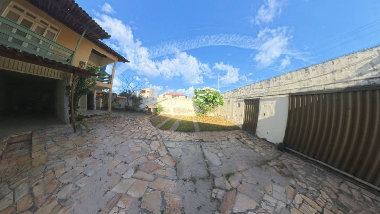 Imagem Casa com 5 Quartos à Venda, em Coroa Do Meio - Aracaju Imagem Casa com 5 Quartos à Venda, em Coroa Do Meio - Aracaju