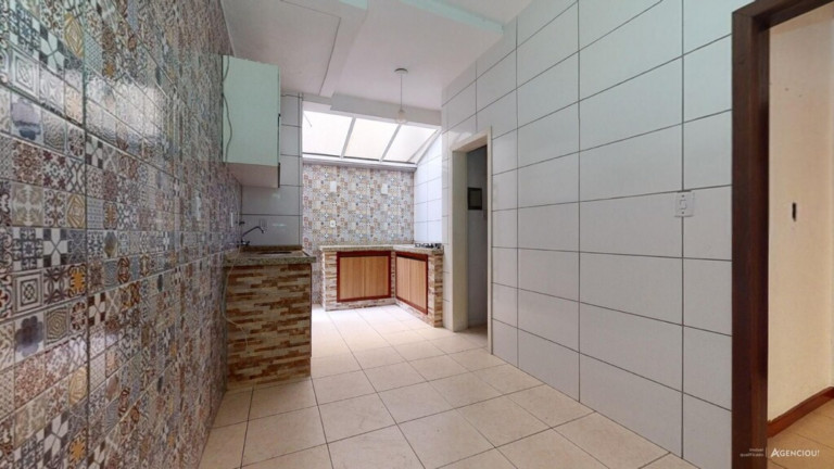 Imagem Imóvel com 2 Quartos à Venda, 64 m² em Menino Deus - Porto Alegre