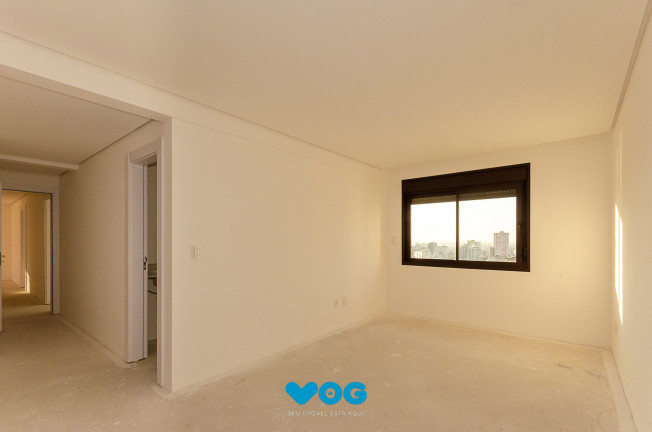 Imagem Imóvel com 3 Quartos à Venda, 184 m² em Rio Branco - Porto Alegre Imagem Imóvel com 3 Quartos à Venda, 184 m² em Rio Branco - Porto Alegre