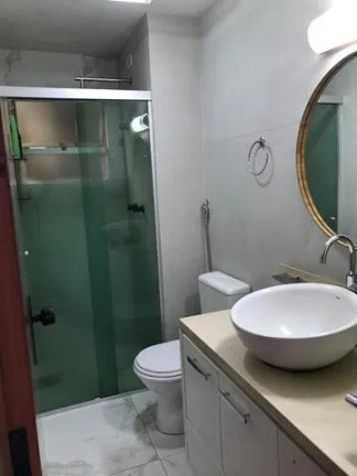 Imagem Apartamento com 3 Quartos à Venda, 88 m² em Centro - Londrina