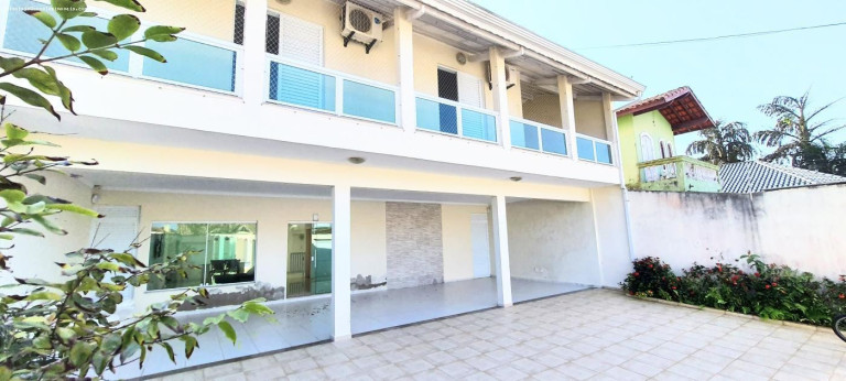 Imagem Casa com 4 Quartos à Venda, 295 m² em Cidade Nova Peruíbe - Peruíbe Imagem Casa com 4 Quartos à Venda, 295 m² em Cidade Nova Peruíbe - Peruíbe