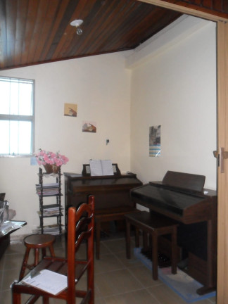 Casa com 3 Quartos à Venda, 63 m² em Parque São Domingos - Pindamonhangaba