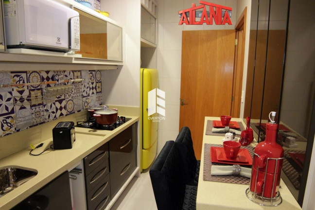 Imagem Apartamento com 2 Quartos à Venda, 58 m² em Uglione - Santa Maria
