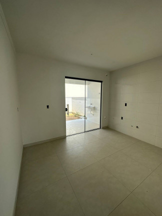 Imagem Casa com 2 Quartos à Venda, 70 m² em Tijucas