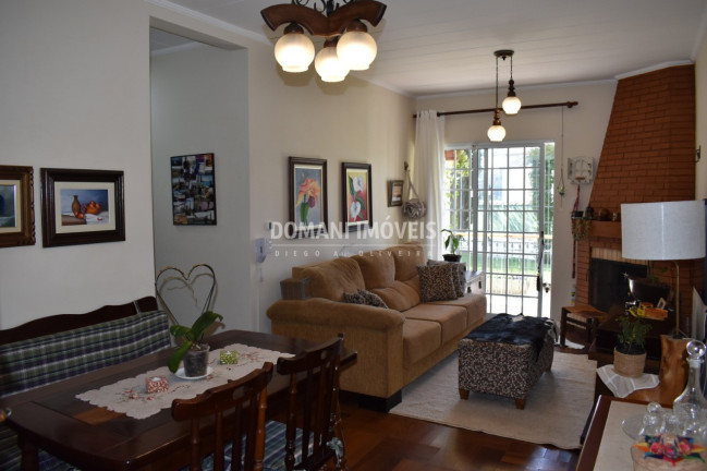 Imagem Imóvel com 3 Quartos à Venda, 77 m² em Região Do Jaguaribe - Campos Do Jordão Imagem Imóvel com 3 Quartos à Venda, 77 m² em Região Do Jaguaribe - Campos Do Jordão
