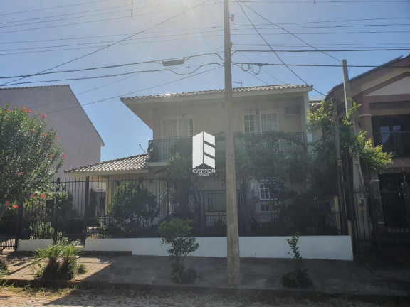 Imagem Casa com 3 Quartos à Venda,  em Camobi - Santa Maria