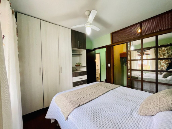 Imagem Casa com 5 Quartos à Venda, 240 m² em Itoupava Central - Blumenau