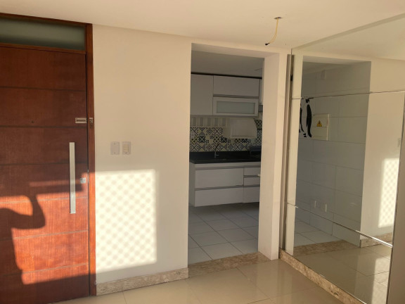 Imagem Apartamento com 2 Quartos à Venda, 46 m² em Jardim Cajazeiras - Salvador