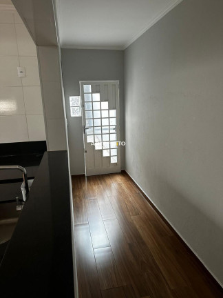 Imagem Casa com 2 Quartos à Venda, 178 m²
