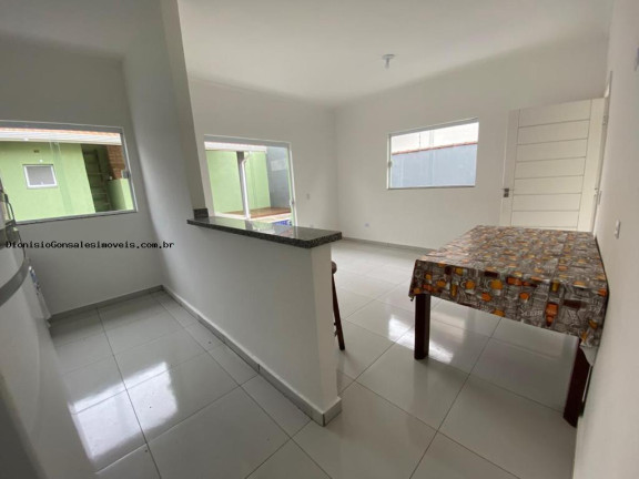 Imagem Casa com 3 Quartos à Venda, 95 m² em Jardim Beira Mar - Peruíbe Imagem Casa com 3 Quartos à Venda, 95 m² em Jardim Beira Mar - Peruíbe