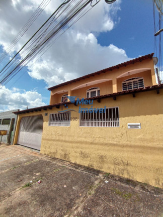 Imagem Casa com 5 Quartos à Venda, 200 m² em Ceilândia Norte (ceilândia) - Brasília Imagem Casa com 5 Quartos à Venda, 200 m² em Ceilândia Norte (ceilândia) - Brasília