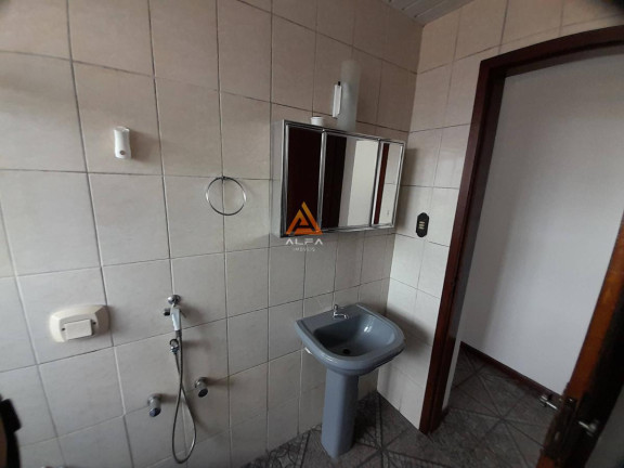 Imagem Apartamento com 3 Quartos para Alugar, 135 m²