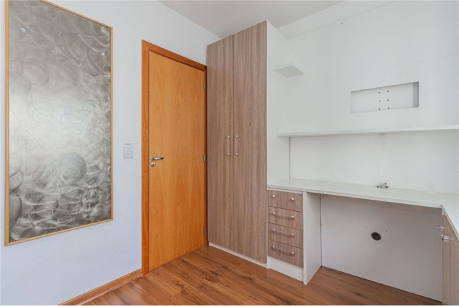 Imagem Apartamento com 3 Quartos à Venda, 90 m² em Azenha - Porto Alegre