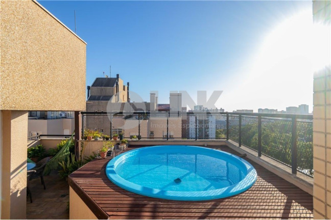 Imagem Imóvel com 3 Quartos à Venda, 200 m² em Menino Deus - Porto Alegre Imagem Imóvel com 3 Quartos à Venda, 200 m² em Menino Deus - Porto Alegre