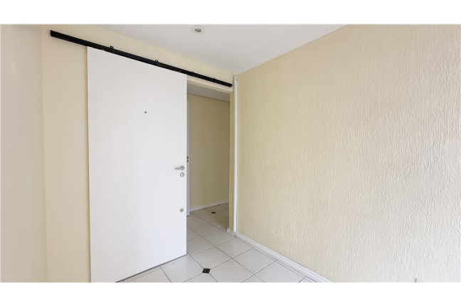 Imagem Sala Comercial à Venda,  em Moinhos De Vento - Porto Alegre