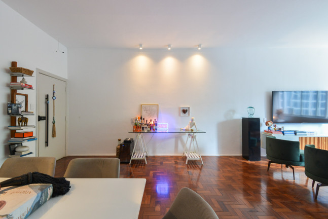 Imagem Apartamento com 2 Quartos à Venda, 119 m² em Cerqueira César - São Paulo