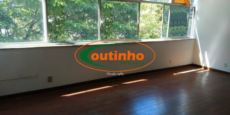 Imagem Apartamento com 4 Quartos à Venda, 125 m² em Tijuca - Rio De Janeiro Imagem Apartamento com 4 Quartos à Venda, 125 m² em Tijuca - Rio De Janeiro