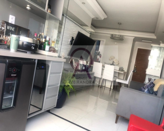 Imagem Imóvel com 3 Quartos à Venda, 90 m² em Costa Azul - Salvador Imagem Imóvel com 3 Quartos à Venda, 90 m² em Costa Azul - Salvador
