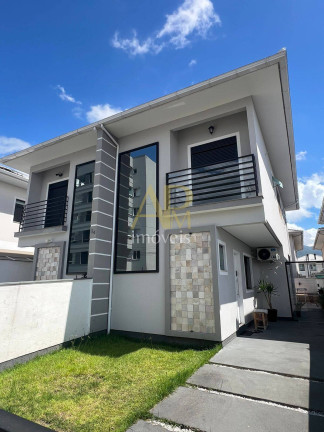 Casa com 3 Quartos à Venda, 100 m² em Barra Do Aririú - Palhoça