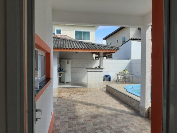 Imagem Casa com 4 Quartos à Venda, 242 m² em Abrantes - Camaçari