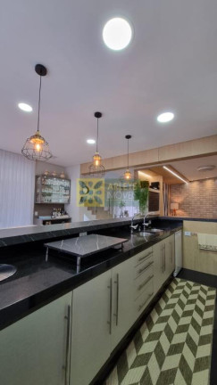 Imagem Casa com 4 Quartos à Venda, 513 m² em Centro - Bombinhas