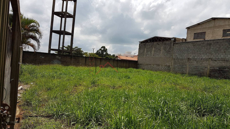 Imagem Terreno à Venda, 680 m² em Centro (jacaré) - Cabreúva Imagem Terreno à Venda, 680 m² em Centro (jacaré) - Cabreúva
