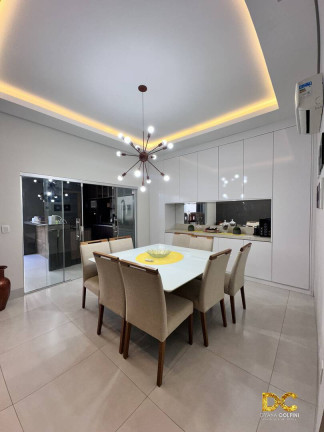 Imagem Casa com 3 Quartos à Venda, 202 m² em Cristo Rei - Várzea Grande