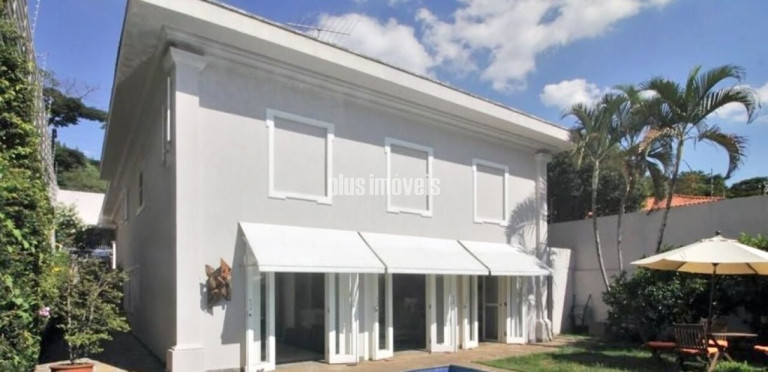 Casa com 5 Quartos à Venda, 320 m² em Jardim Guedala - São Paulo