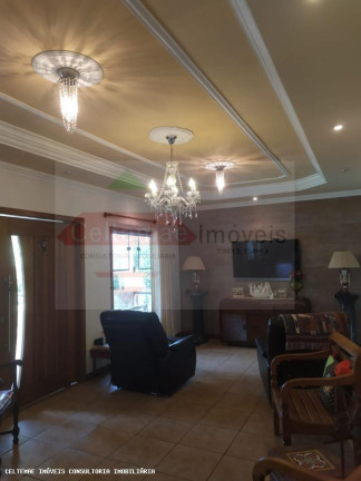 Imagem Casa com 4 Quartos à Venda, 360 m² em Chacaras Catagua - Taubaté Imagem Casa com 4 Quartos à Venda, 360 m² em Chacaras Catagua - Taubaté