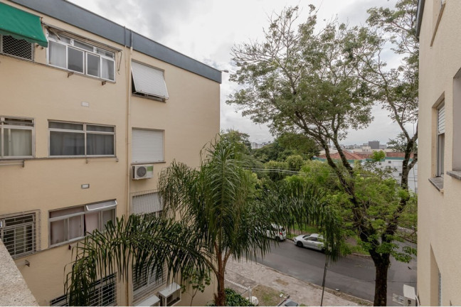 Imagem Imóvel com 1 Quarto à Venda, 31 m² em Passo Da Areia - Porto Alegre