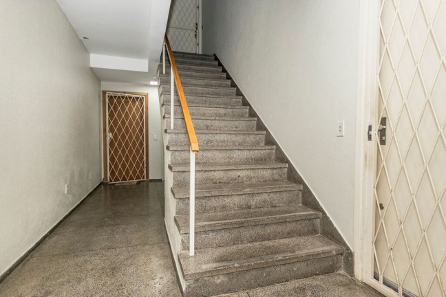 Imagem Imóvel com 2 Quartos à Venda, 61 m² em Teresópolis - Porto Alegre Imagem Imóvel com 2 Quartos à Venda, 61 m² em Teresópolis - Porto Alegre
