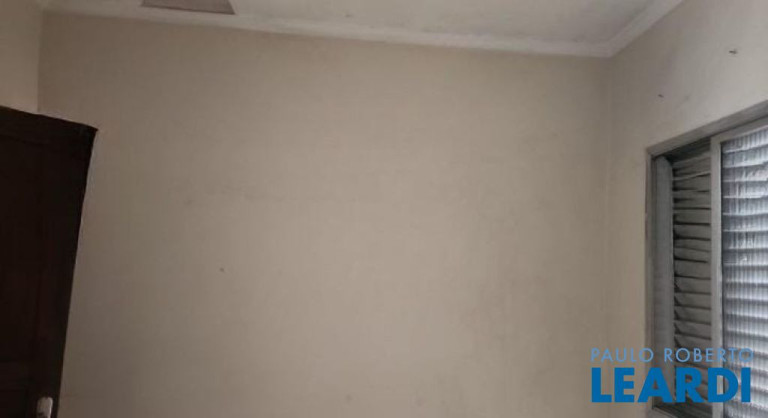 Imagem Casa com 2 Quartos à Venda, 113 m² em Vila Eldízia - Santo André