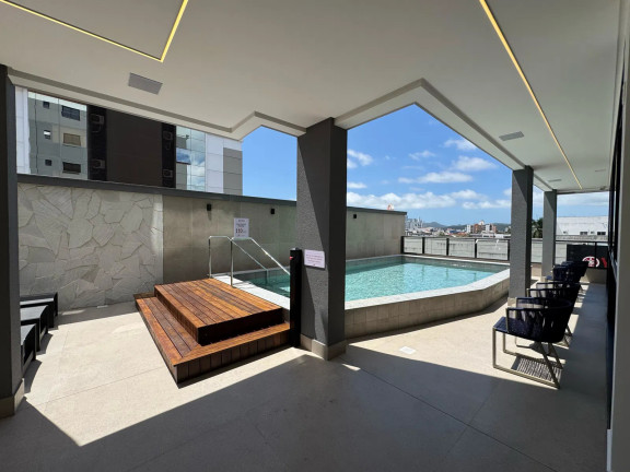 Imagem Apartamento com 2 Quartos à Venda, 70 m² em Estados - Balneário Camboriú