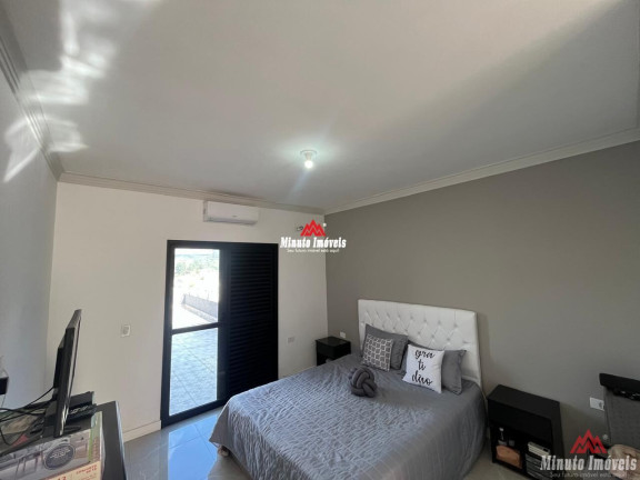 Imagem Casa com 3 Quartos à Venda, 200 m² em Suru - Santana De Parnaíba Imagem Casa com 3 Quartos à Venda, 200 m² em Suru - Santana De Parnaíba