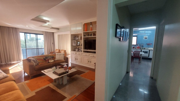 Imagem Apartamento com 3 Quartos à Venda, 219 m² em Gonzaga - Santos Imagem Apartamento com 3 Quartos à Venda, 219 m² em Gonzaga - Santos
