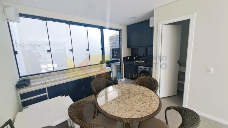 Imagem Sobrado com 2 Quartos à Venda, 110 m² em Escola Agrícola - Blumenau Imagem Sobrado com 2 Quartos à Venda, 110 m² em Escola Agrícola - Blumenau