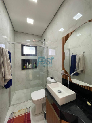 Casa de Condomínio com 3 Quartos à Venda, 250 m² em Ribeirão Do Lipa - Cuiabá