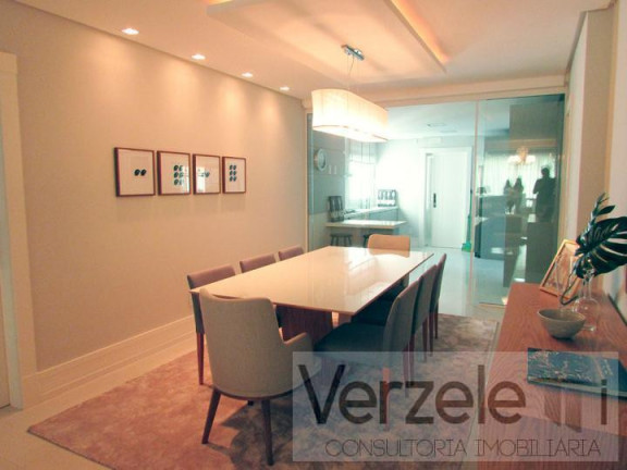 Imagem Apartamento com 3 Quartos à Venda, 198 m² em Centro - Balneário Camboriú Imagem Apartamento com 3 Quartos à Venda, 198 m² em Centro - Balneário Camboriú