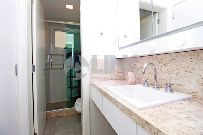 Imagem Apartamento com 3 Quartos à Venda, 288 m² em Menino Deus - Porto Alegre Imagem Apartamento com 3 Quartos à Venda, 288 m² em Menino Deus - Porto Alegre