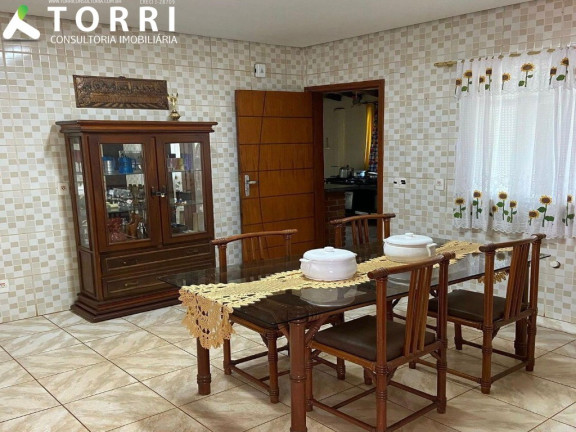 Imagem Imóvel com 3 Quartos à Venda, 500 m² em Centro - Iperó Imagem Imóvel com 3 Quartos à Venda, 500 m² em Centro - Iperó